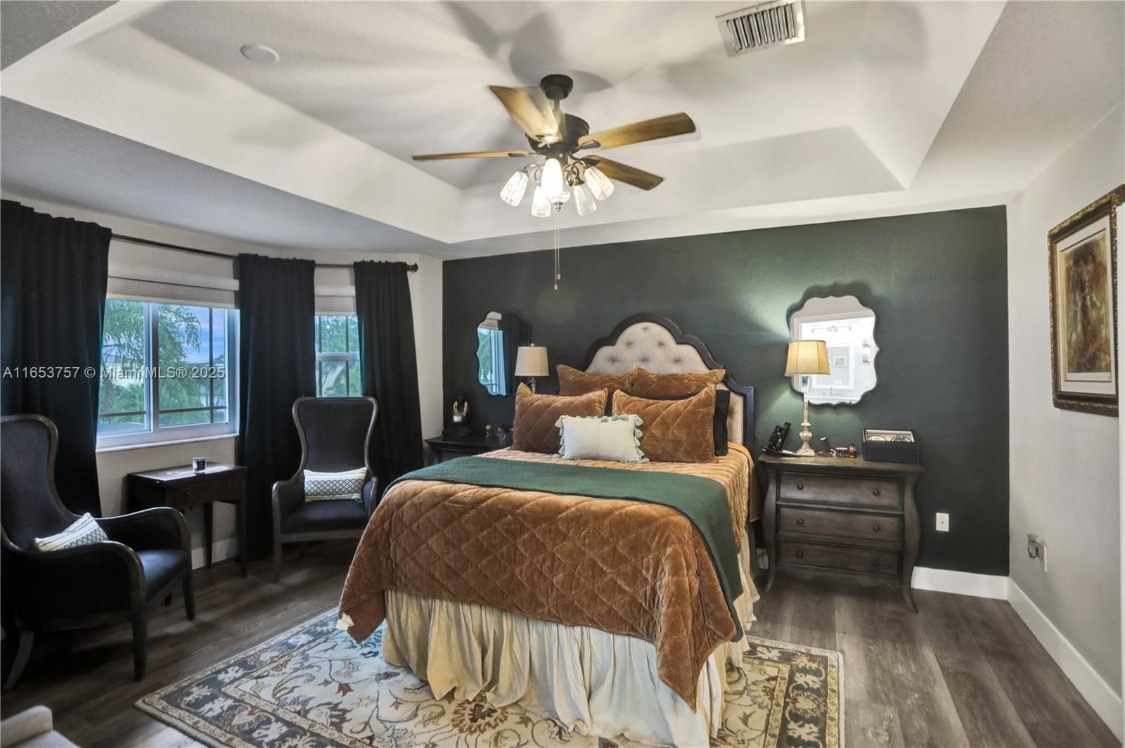 SUNSET POINTE - Residential
