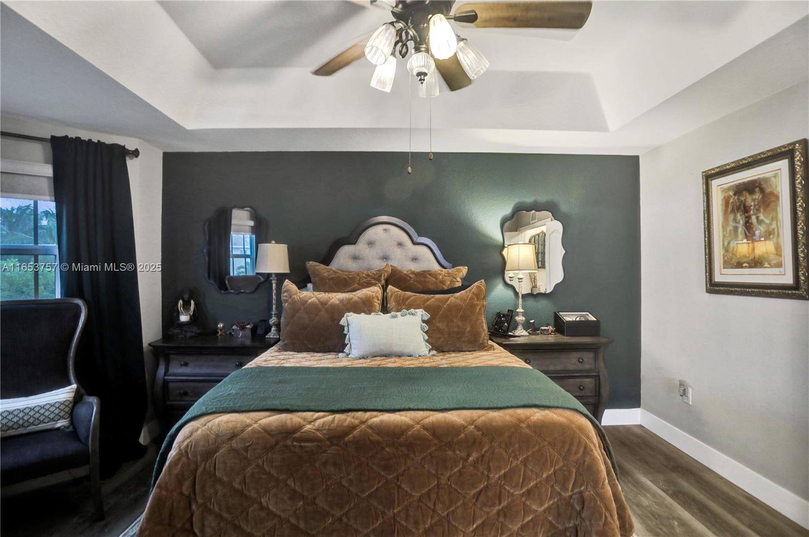 SUNSET POINTE - Residential