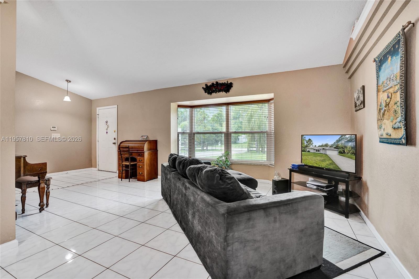 Acreage - Residential