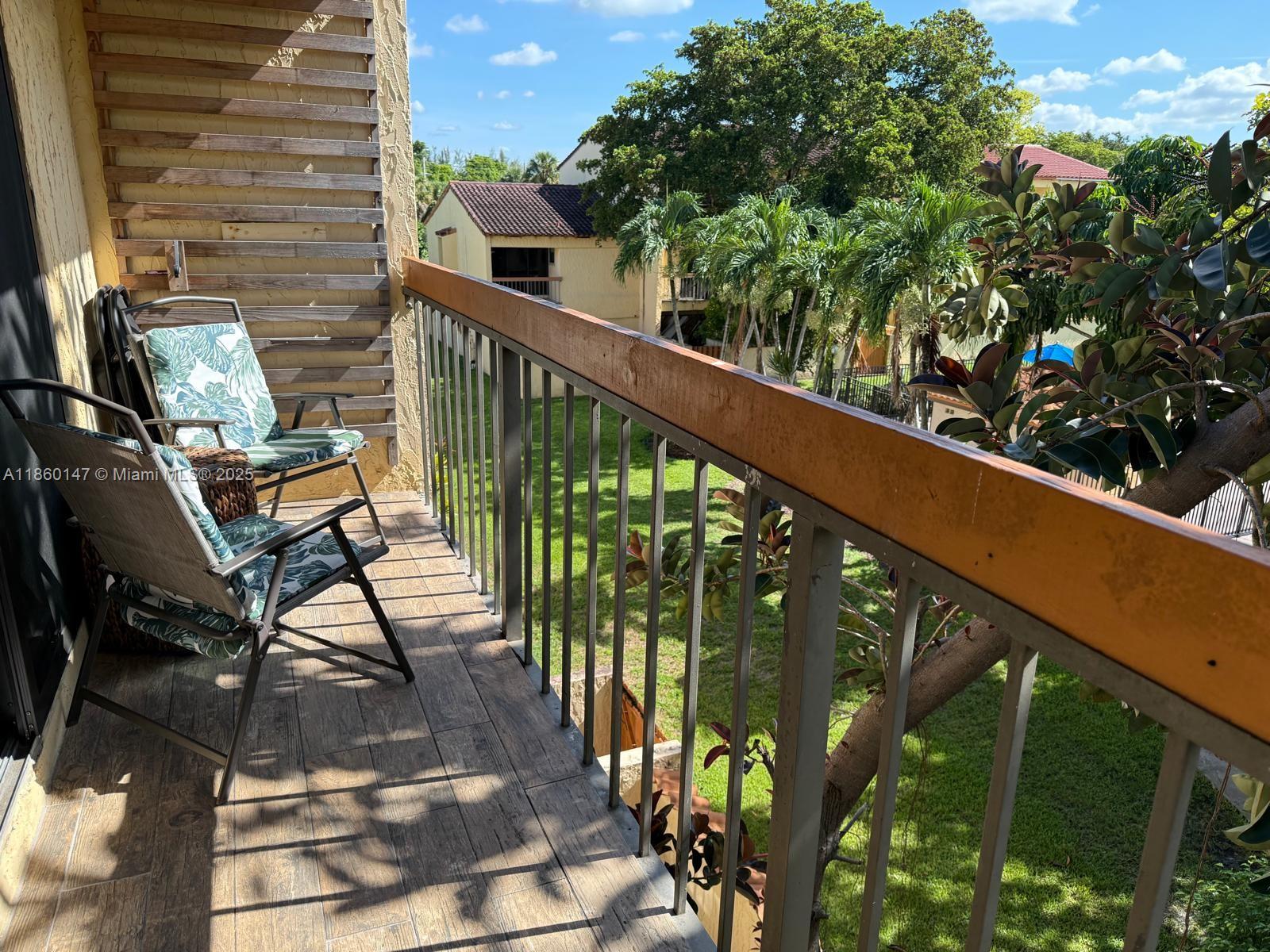 4018 Del río way