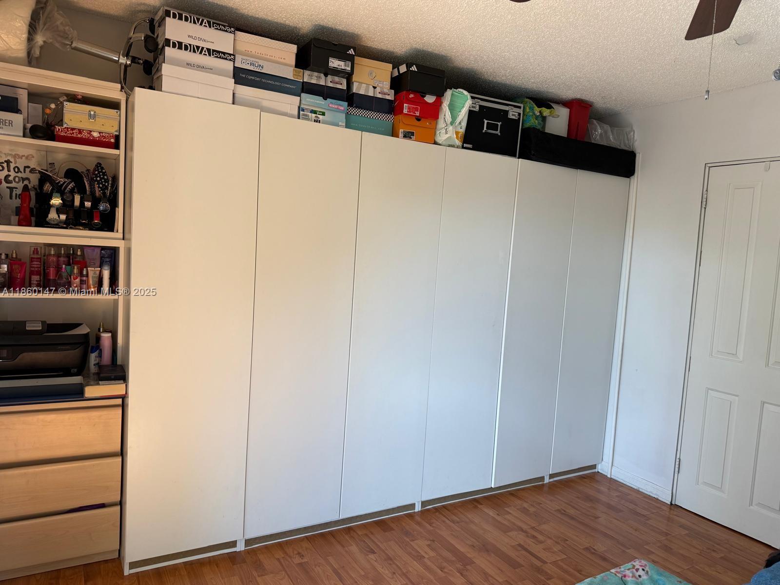 DEL RIO VILLAGE NORTH - Residential