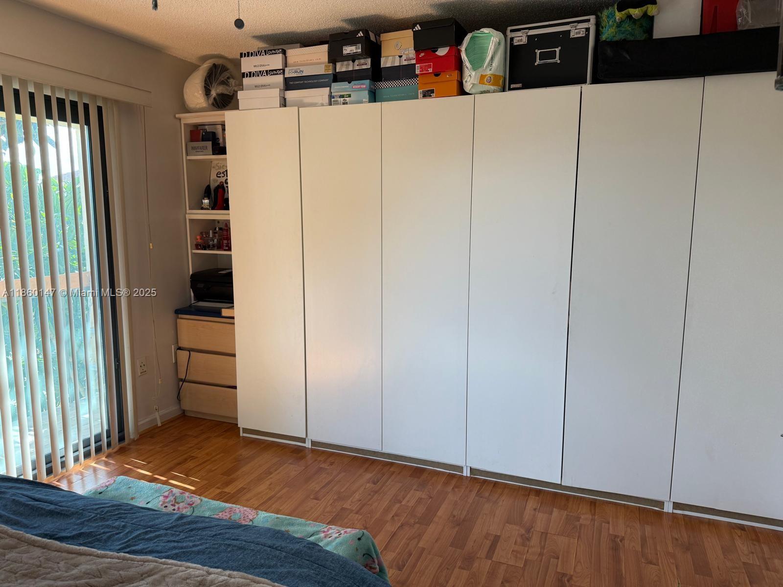 DEL RIO VILLAGE NORTH - Residential