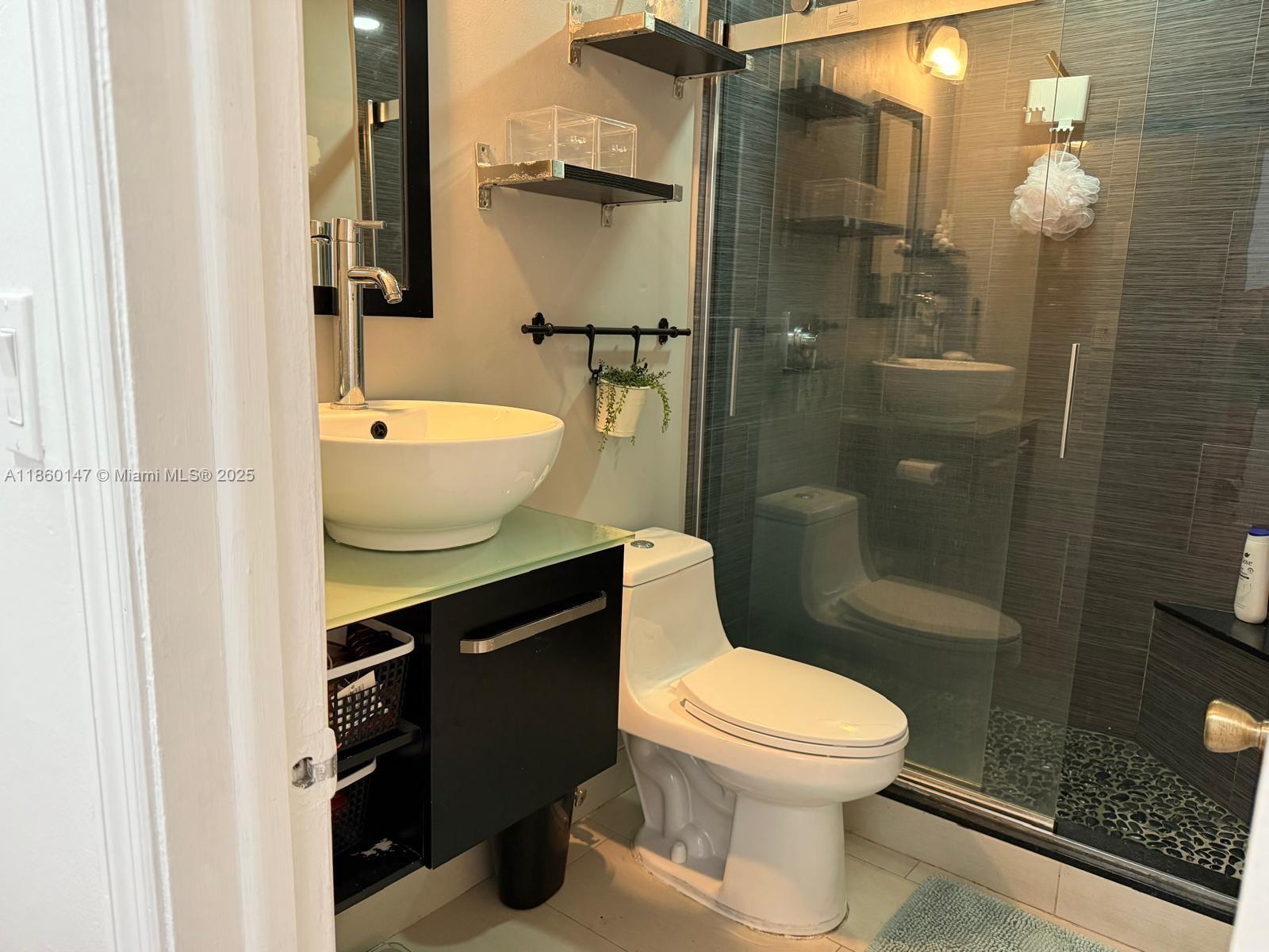 DEL RIO VILLAGE NORTH - Residential