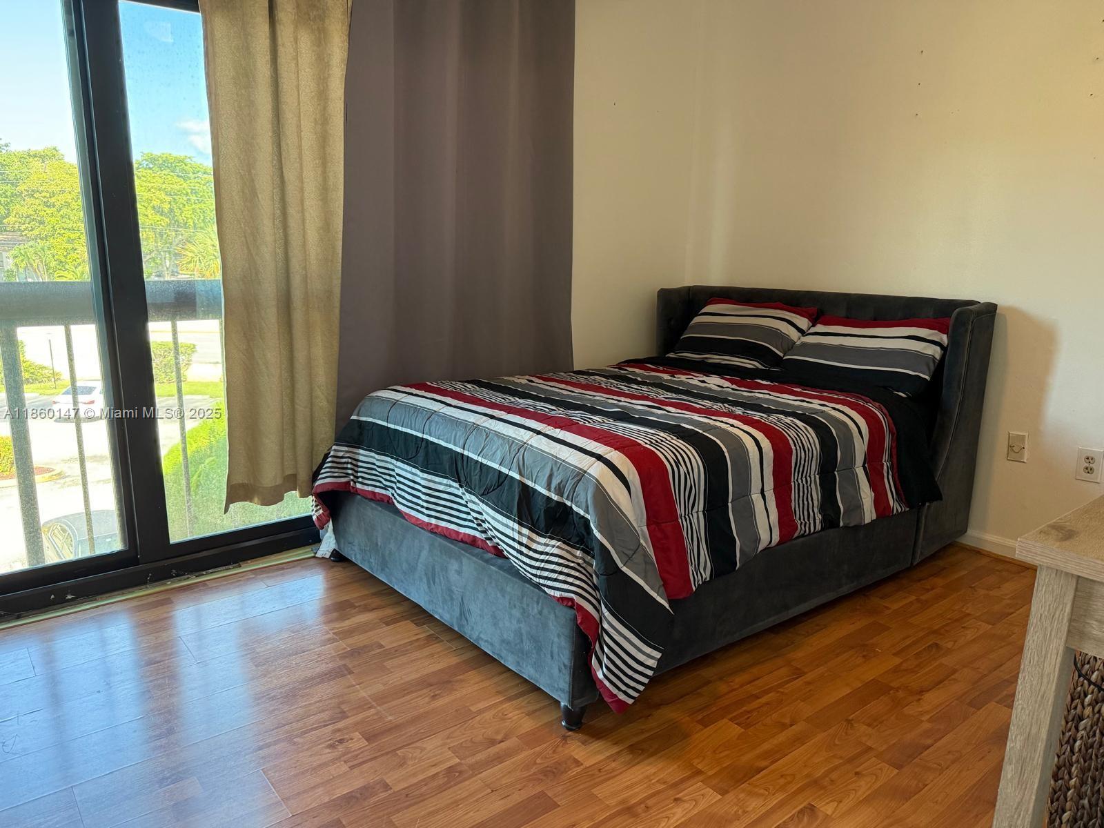 DEL RIO VILLAGE NORTH - Residential