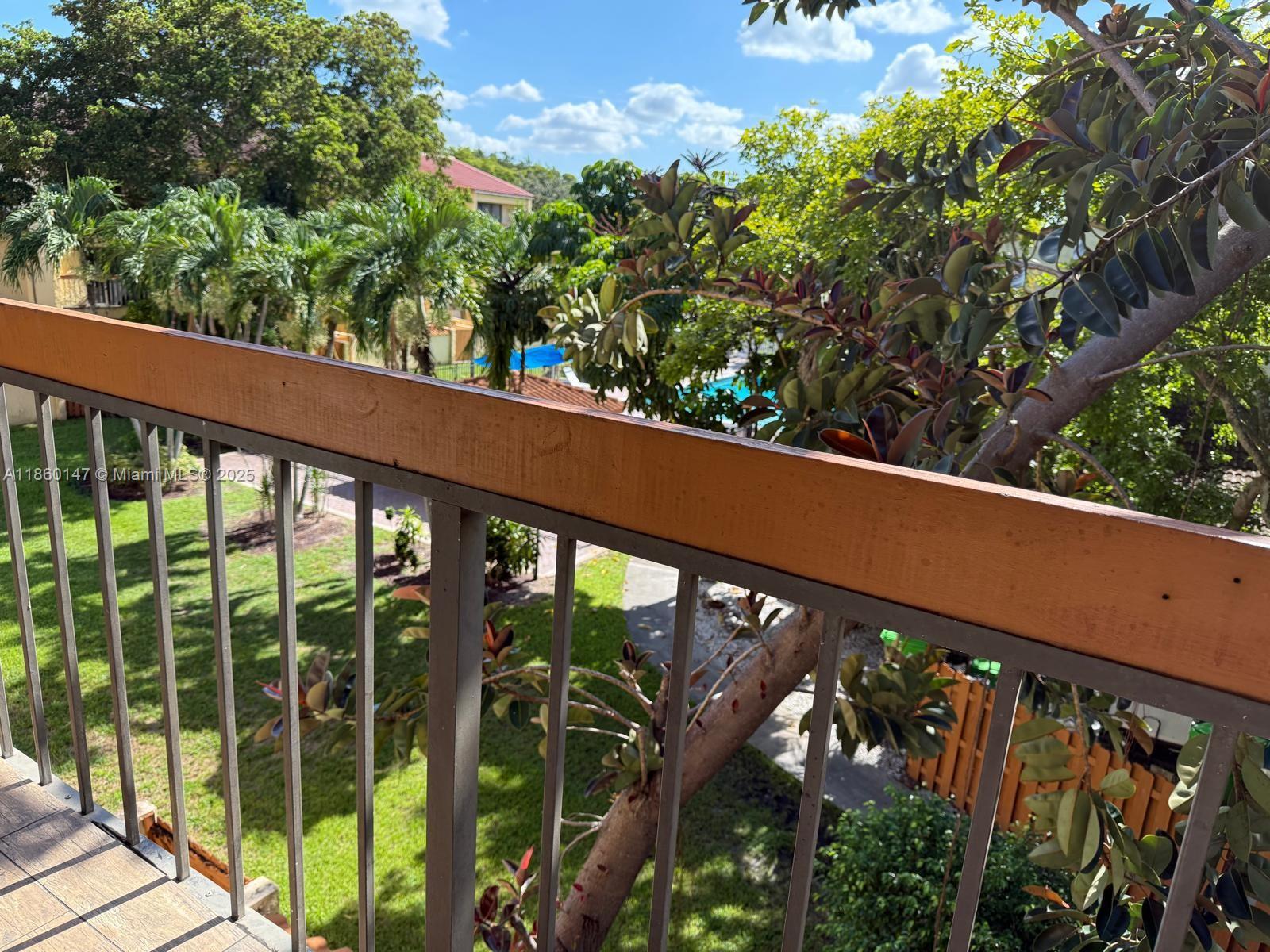 DEL RIO VILLAGE NORTH - Residential