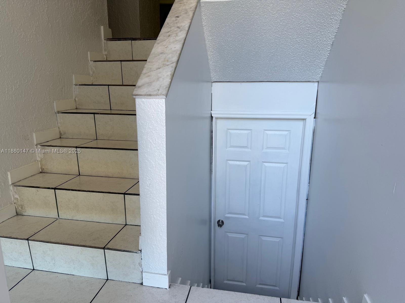 DEL RIO VILLAGE NORTH - Residential