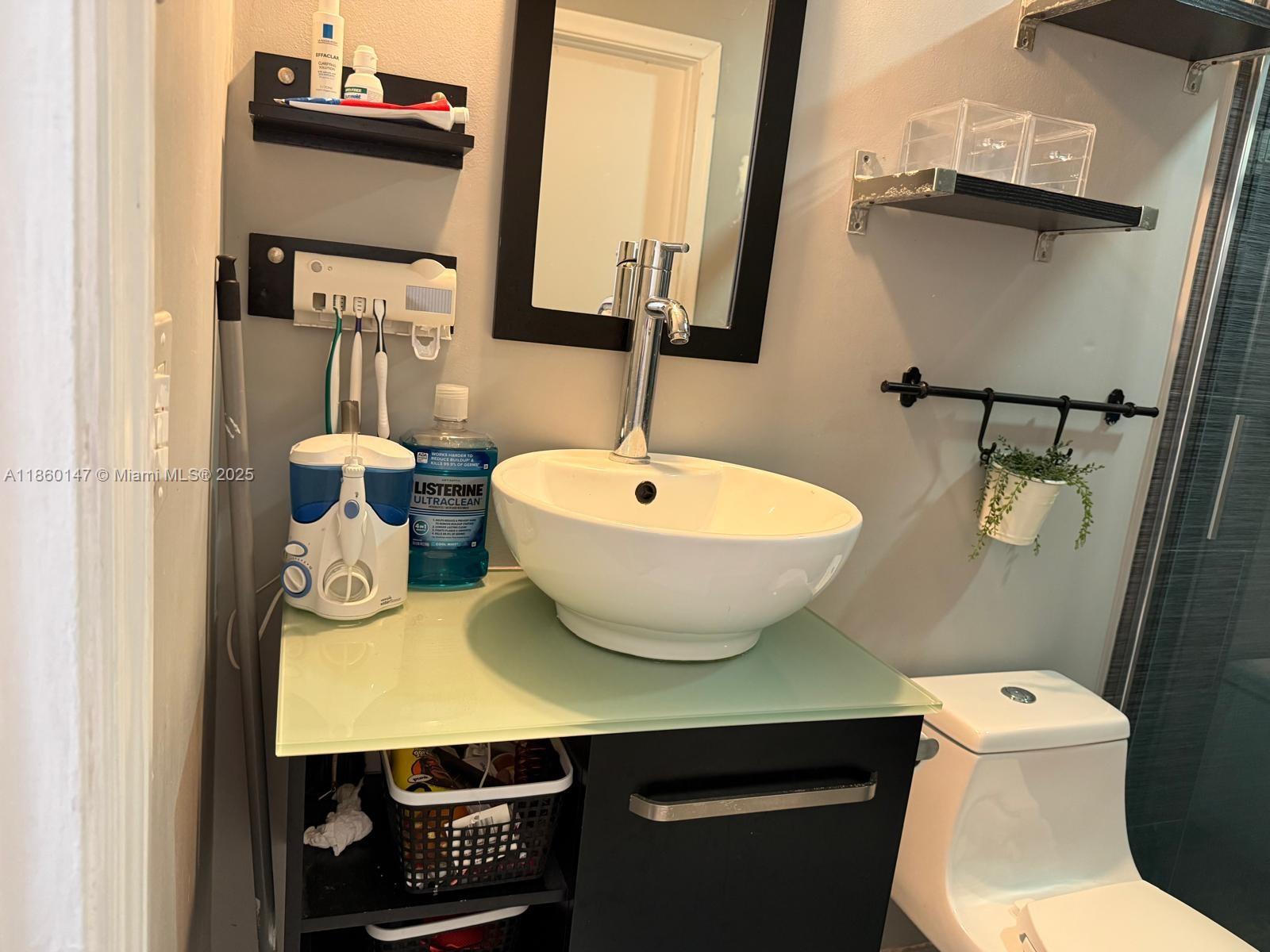 DEL RIO VILLAGE NORTH - Residential