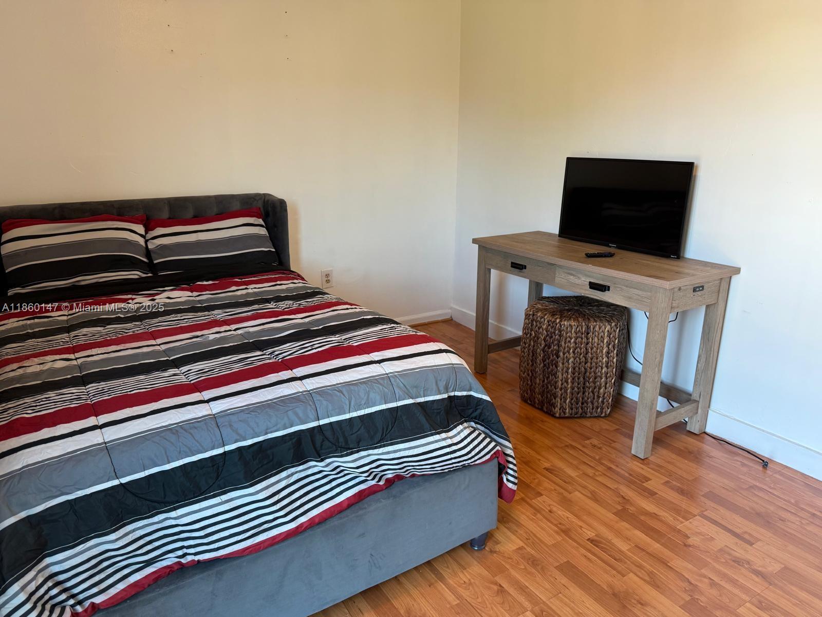 DEL RIO VILLAGE NORTH - Residential