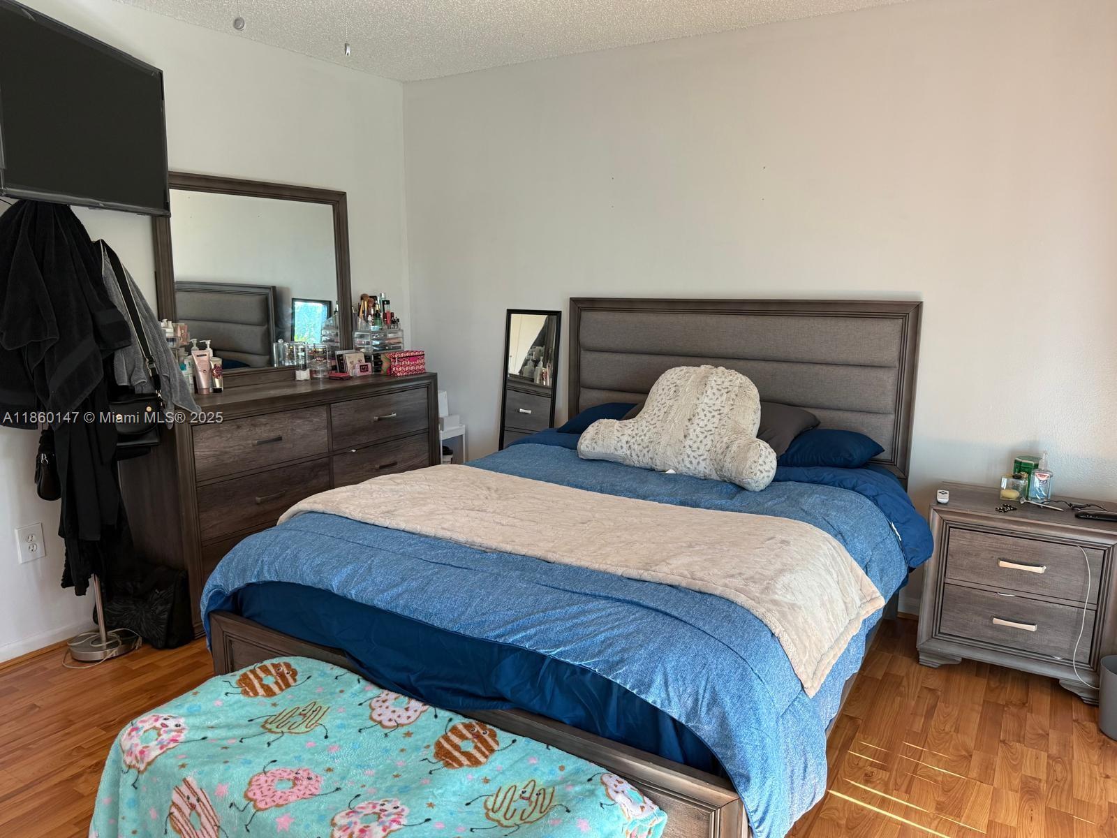 DEL RIO VILLAGE NORTH - Residential