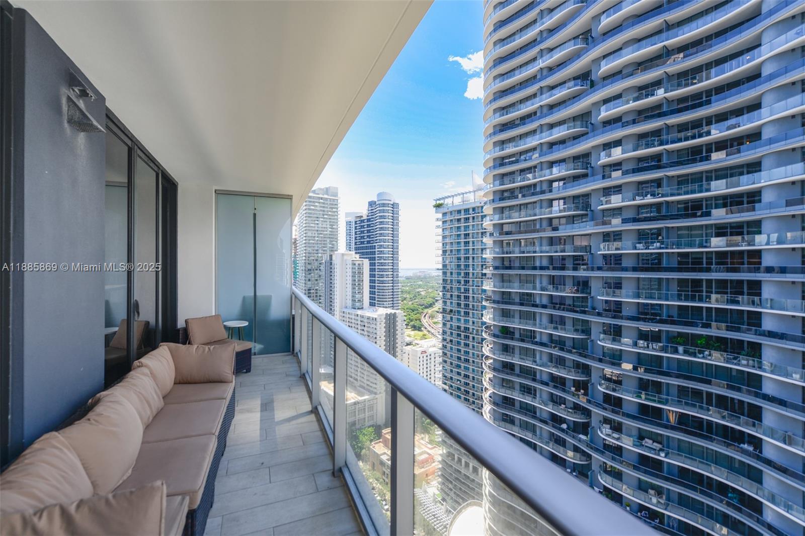 1010 Brickell Ave 3608
