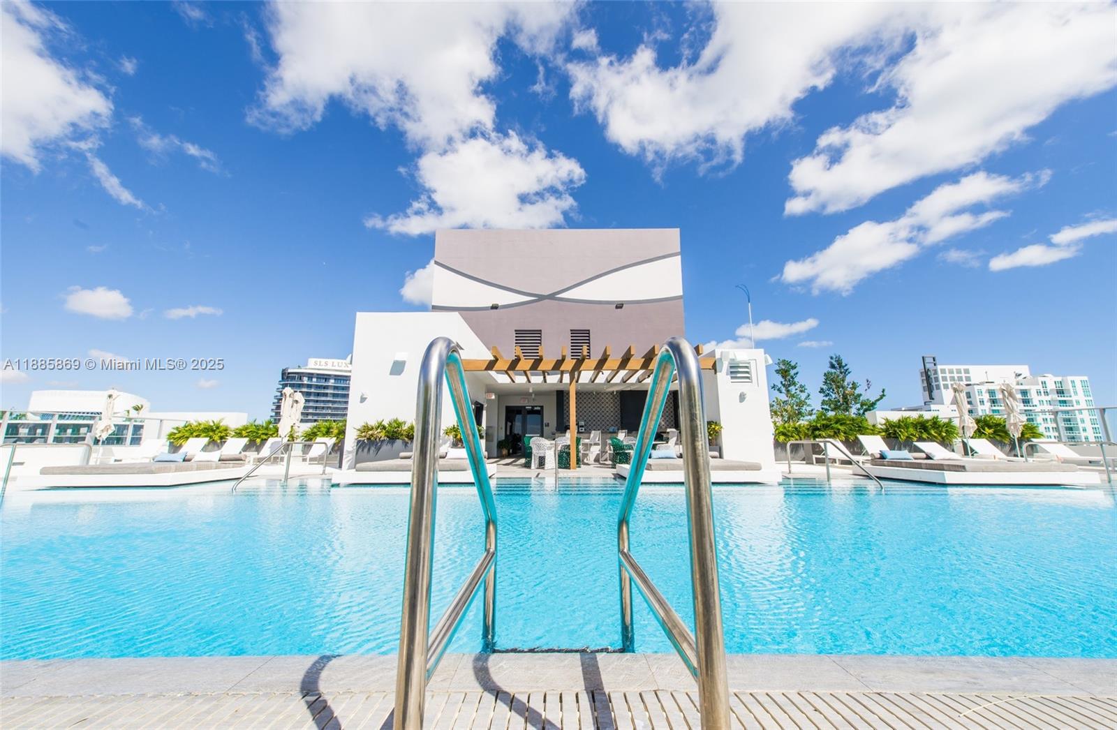 1010 BRICKELL CONDO - Residential