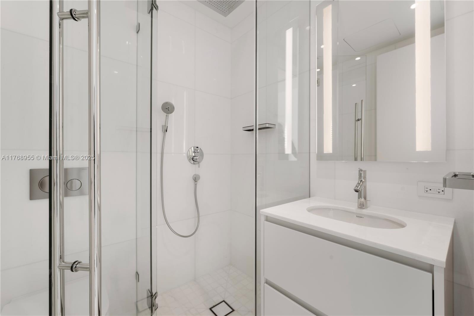 Aston Martin Residences - Residential