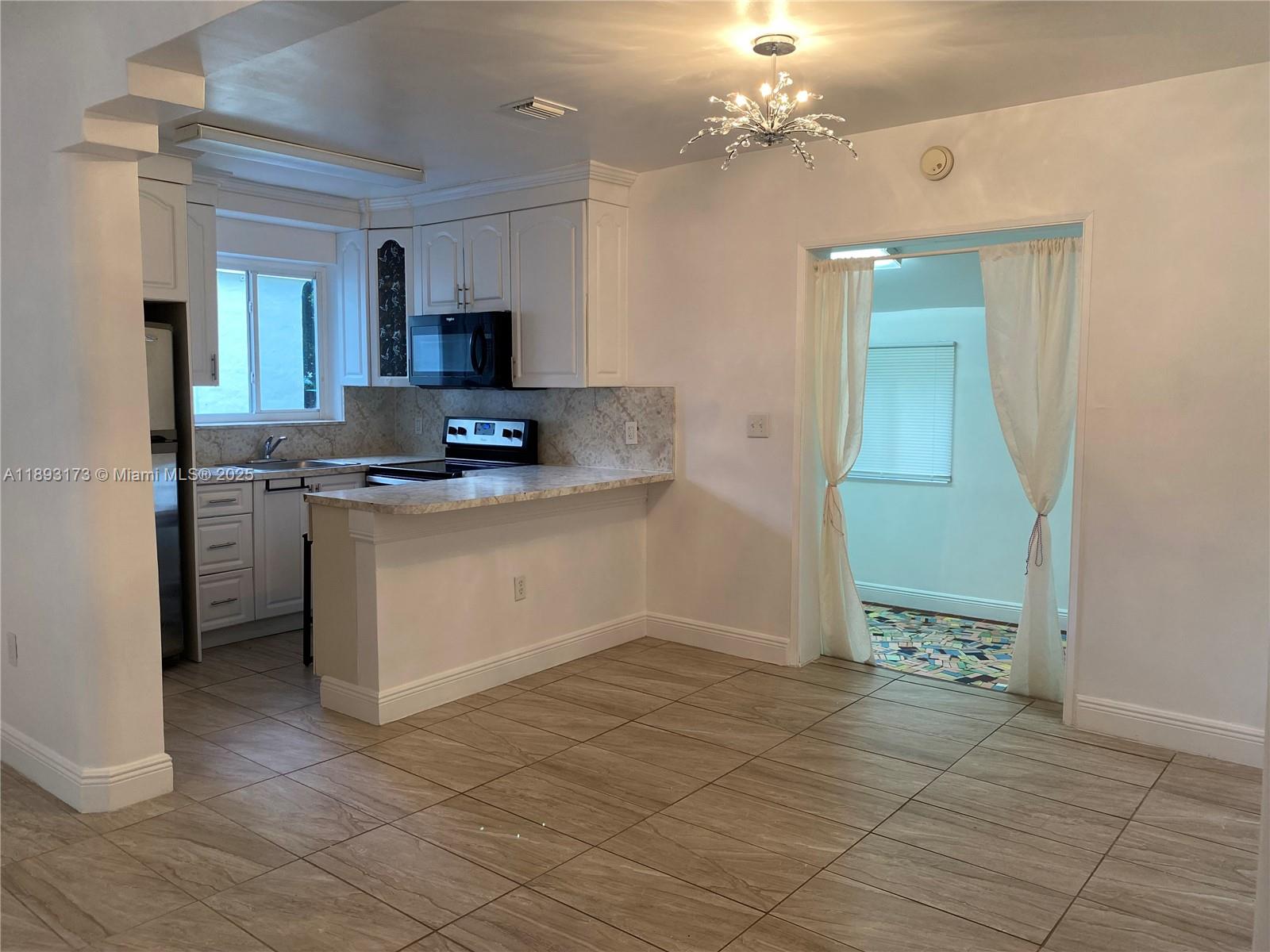 251 NW 41st St