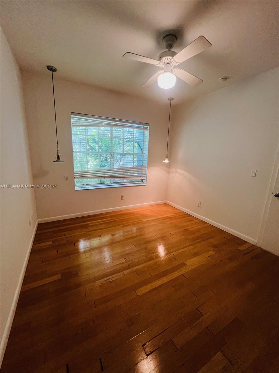 1523 WEST CONDO - Residential