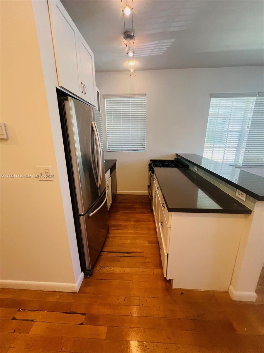 1523 WEST CONDO - Residential