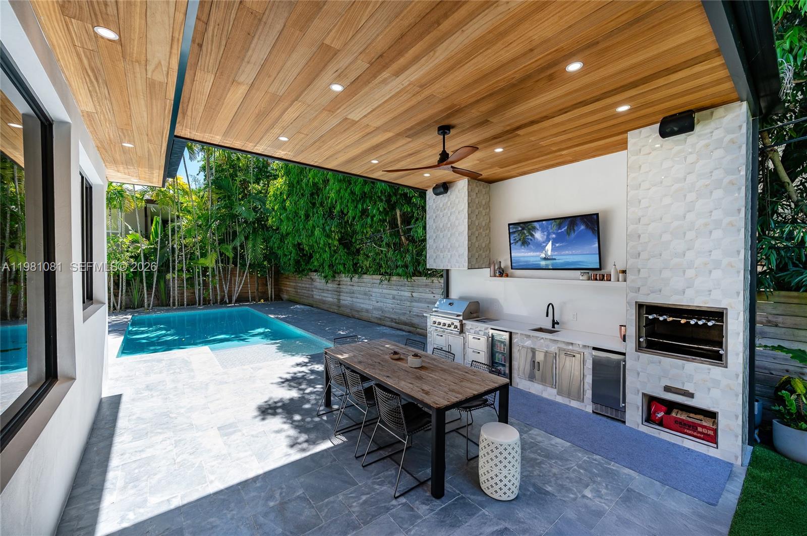 FOUR WAY LODGE ESTS 2ND A - Residential Lease