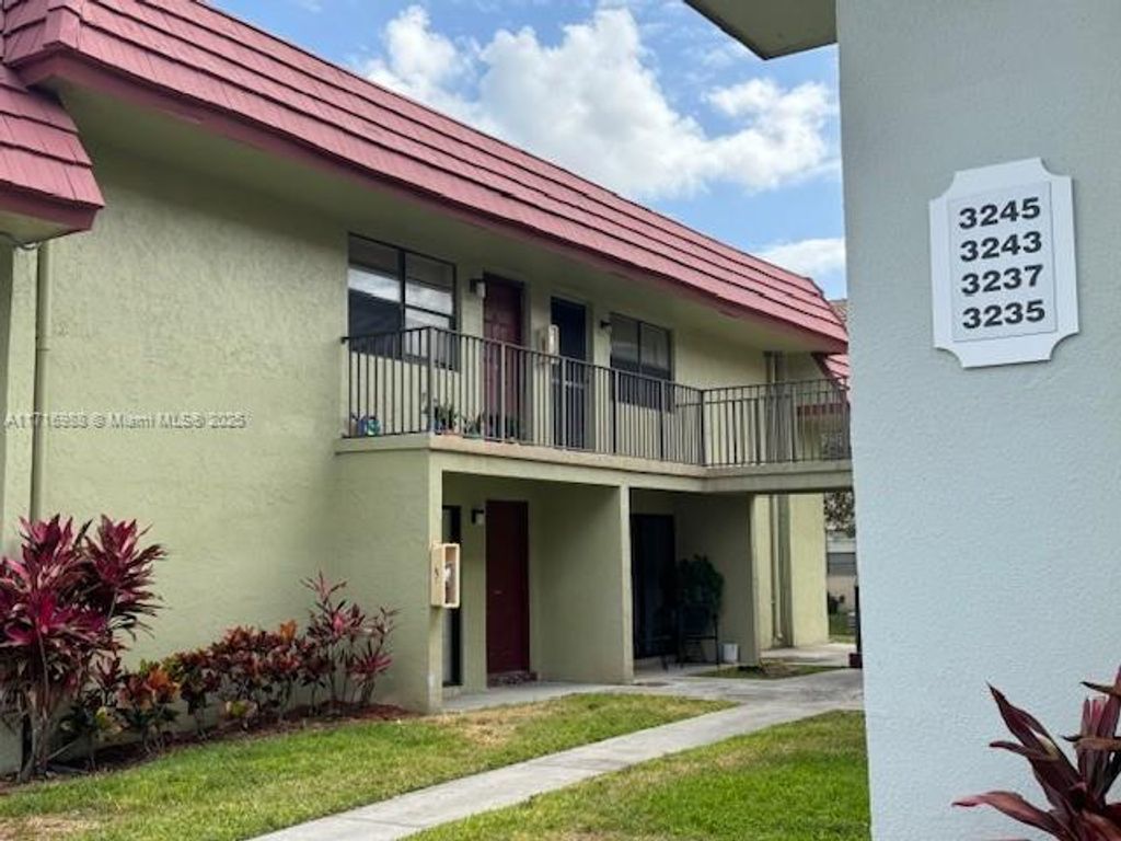 Photo of 3249 NW 104th Ave #3249, Coral Springs, FL 33065 (MLS # A11716988)