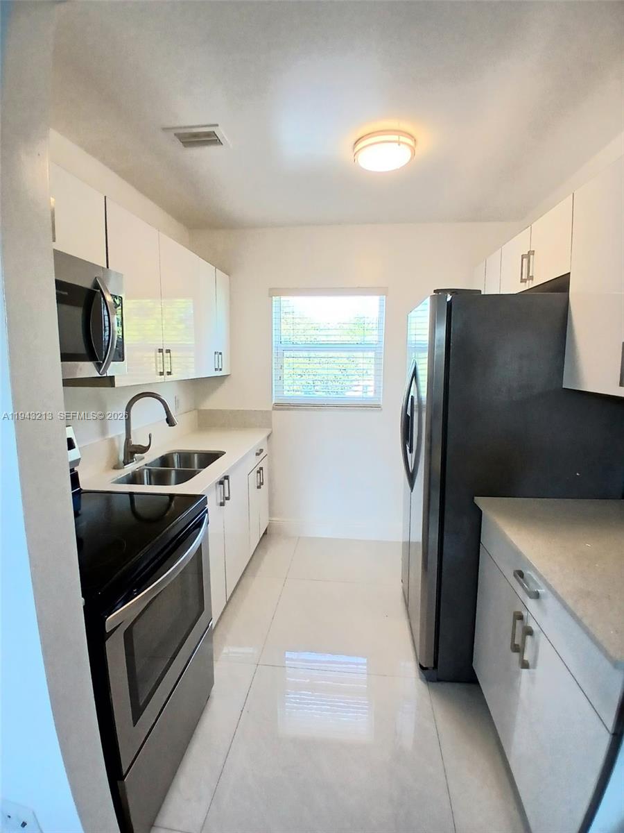 ERICKSONS - Residential Lease