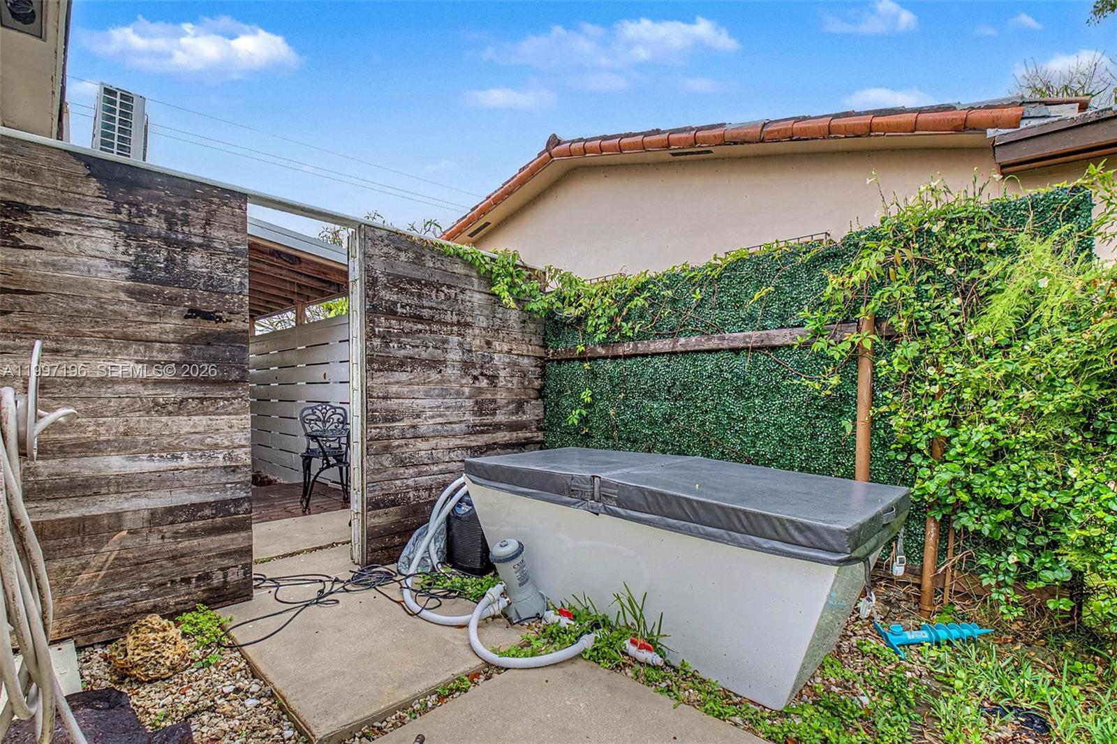 WINDSOR TERRACE - Residential