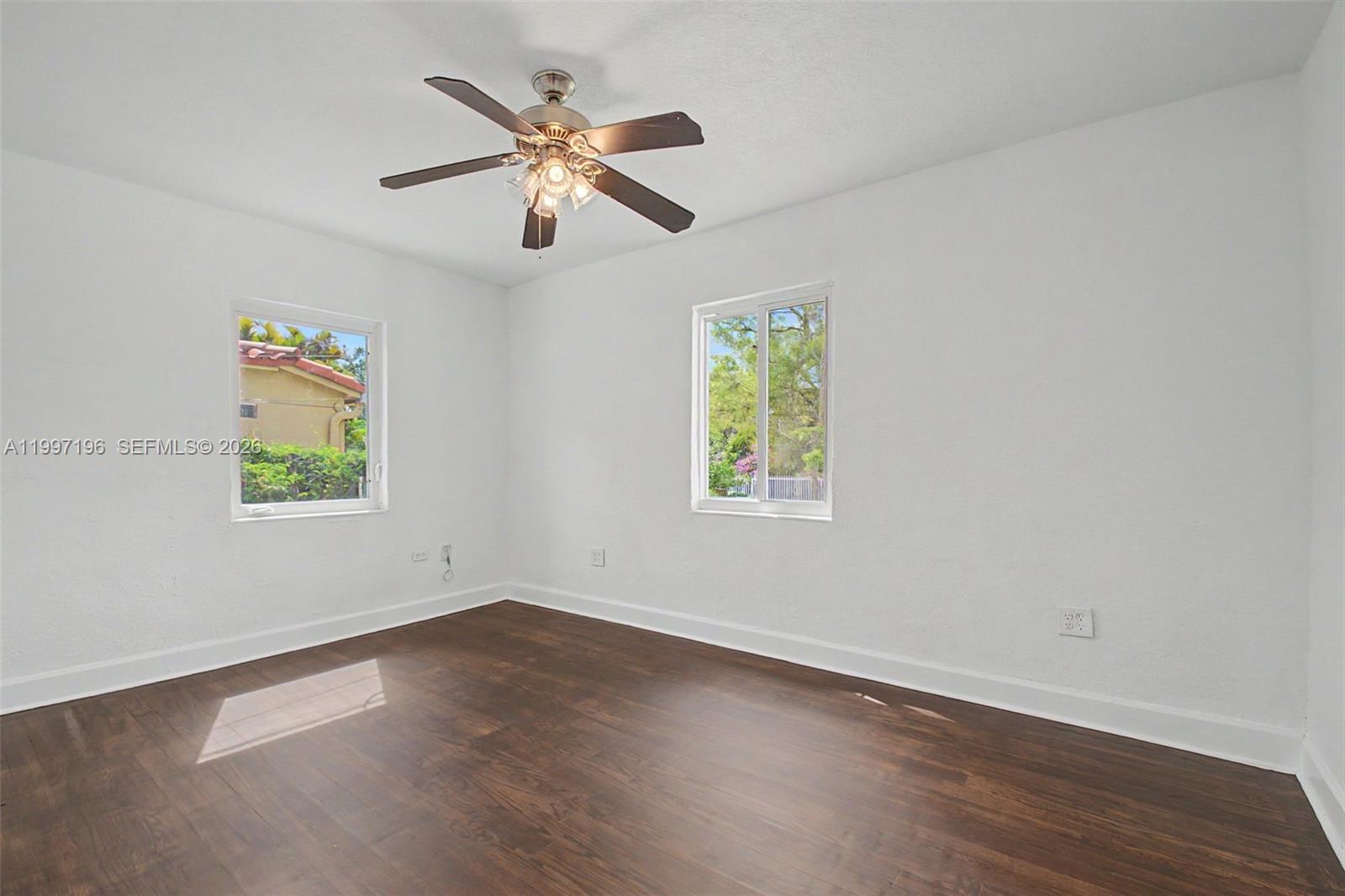 WINDSOR TERRACE - Residential