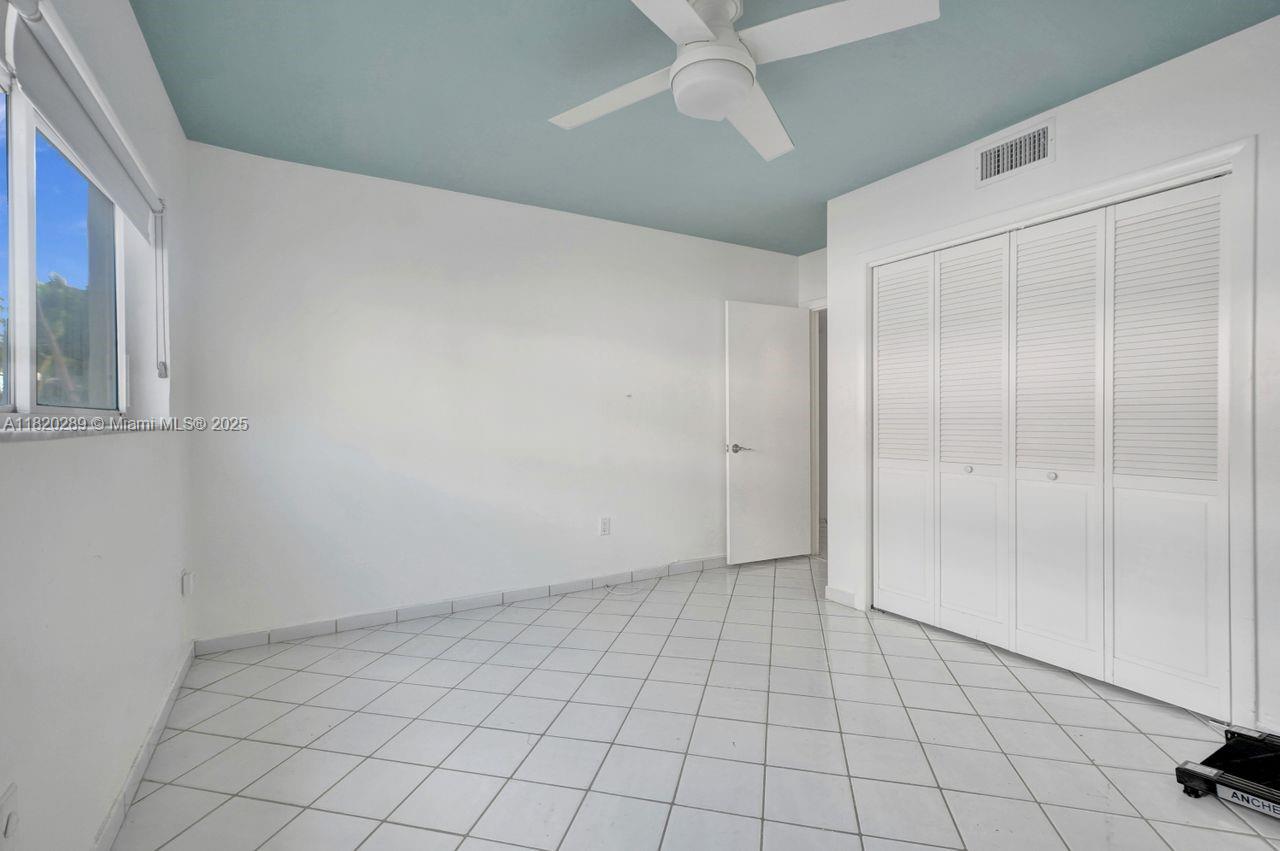 SUNRISE MANOR CONDO - Residential