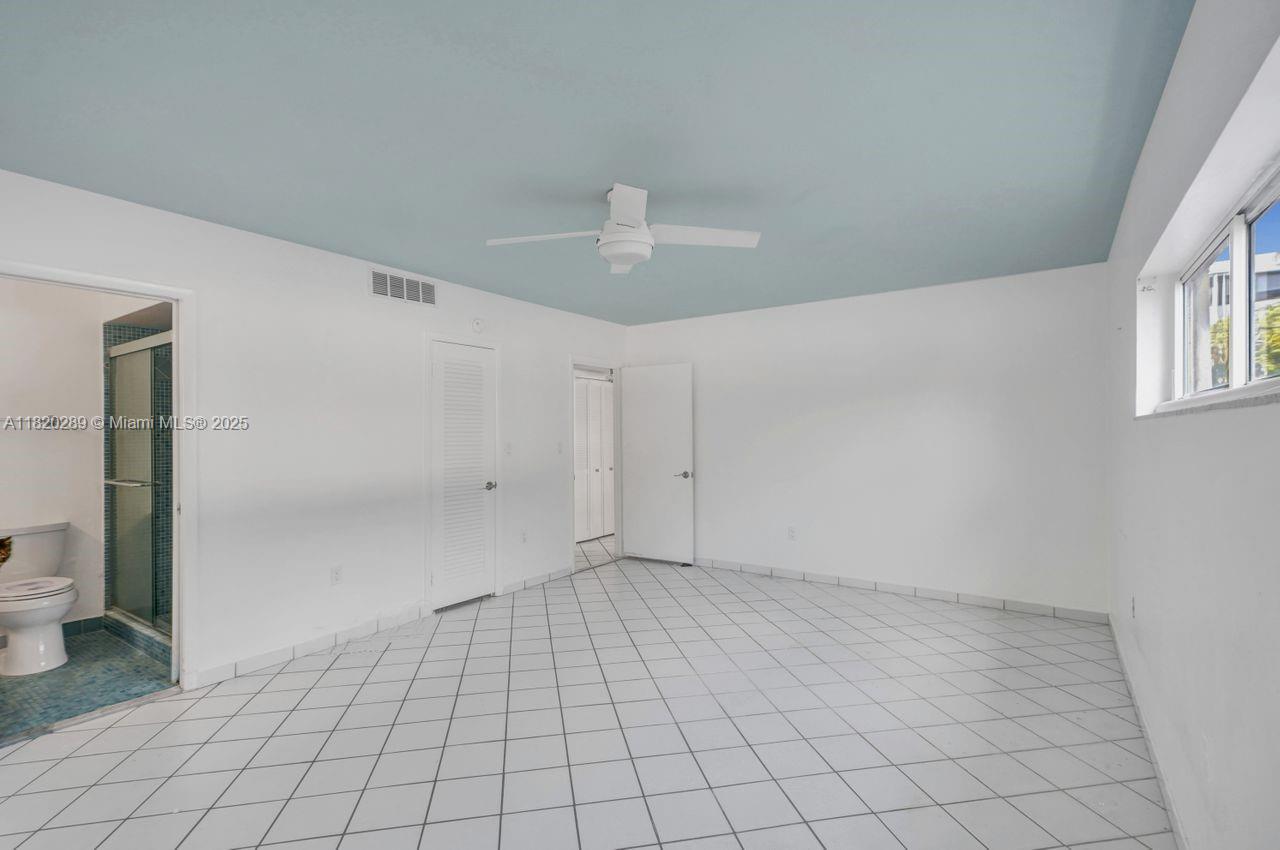 SUNRISE MANOR CONDO - Residential