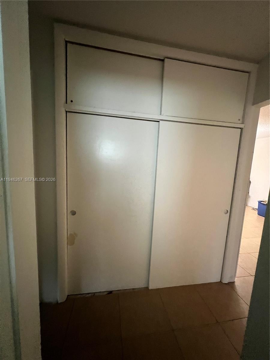 COLONIAL GARDENS HOLLYWOOD - Residential