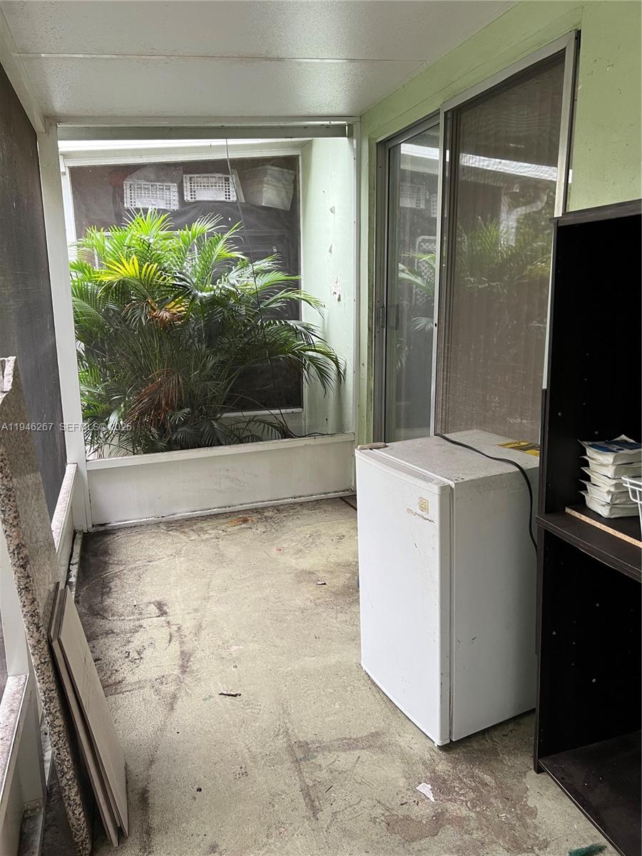 COLONIAL GARDENS HOLLYWOOD - Residential