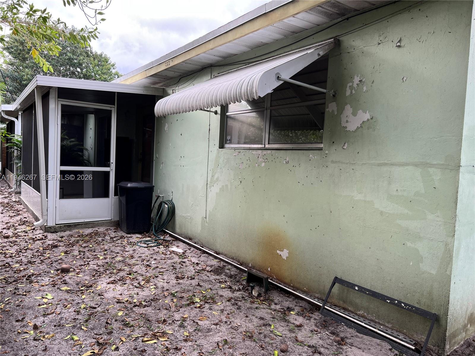 COLONIAL GARDENS HOLLYWOOD - Residential