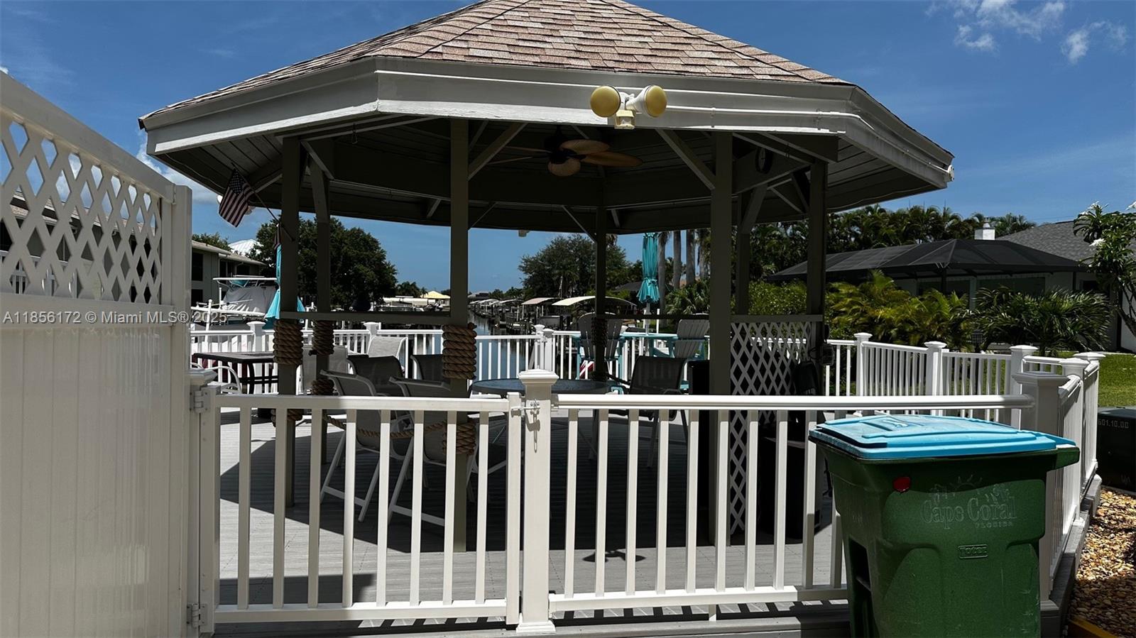 BARUNA BAY CONDO - Residential