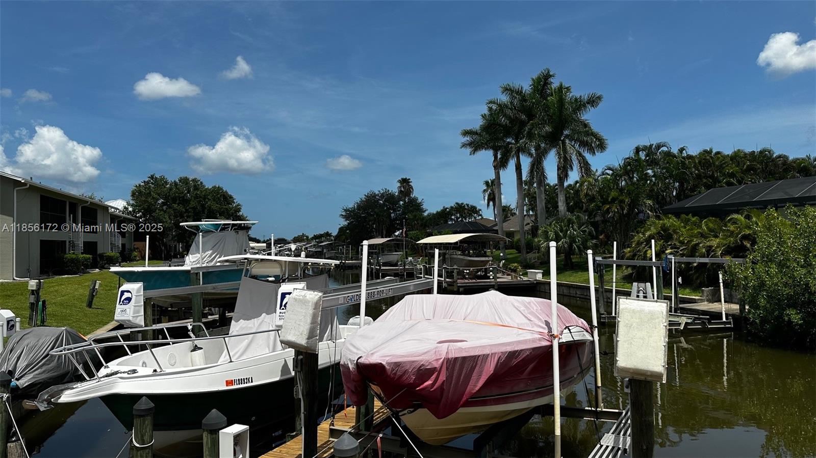 BARUNA BAY CONDO - Residential