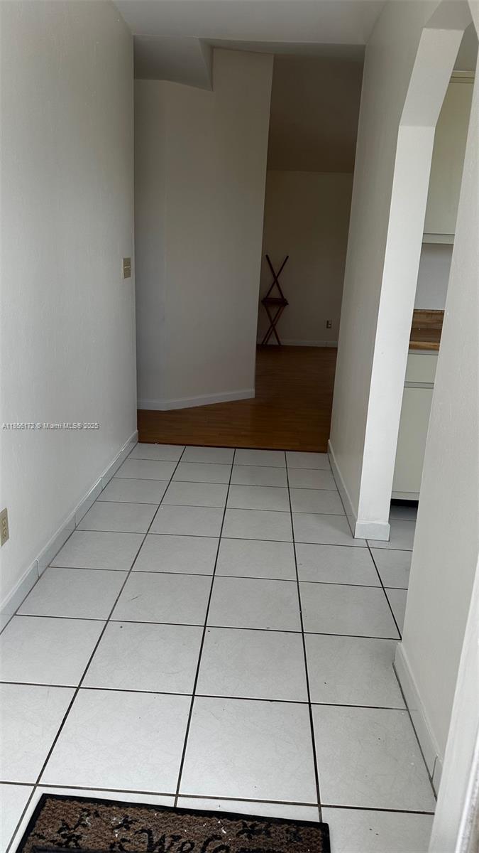 BARUNA BAY CONDO - Residential