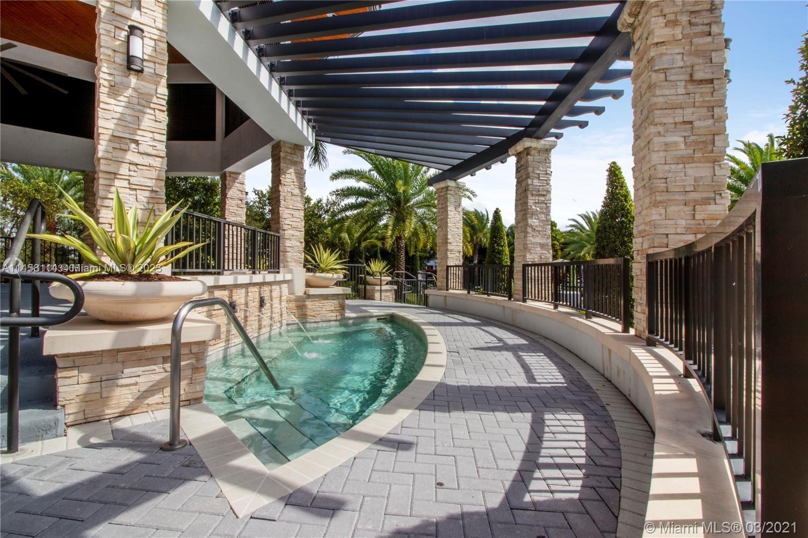 GRAND BAY SOUTH VILLAS - Residential