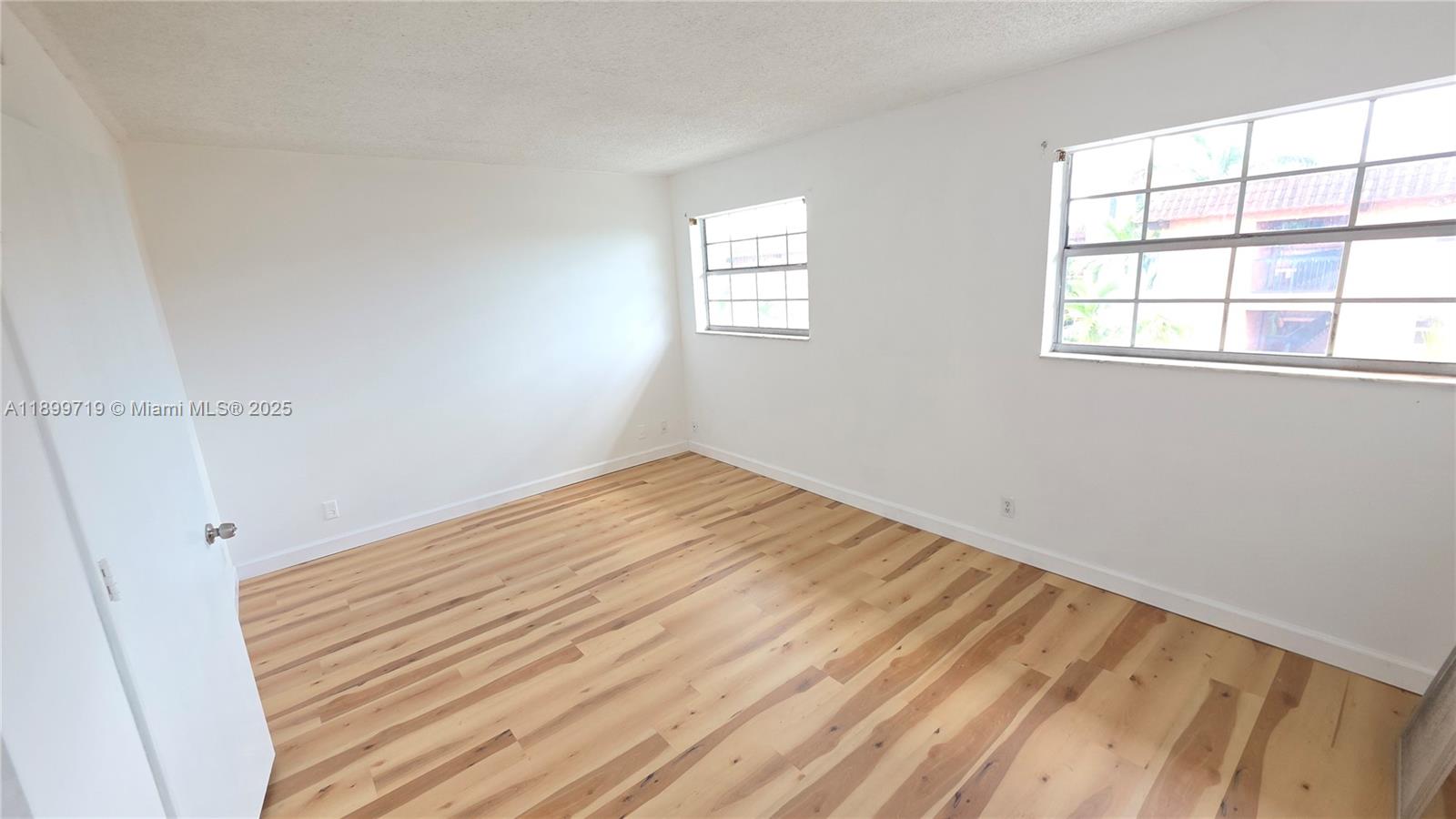 TENNIS CLUB LENGLEN CONDO - Residential Lease