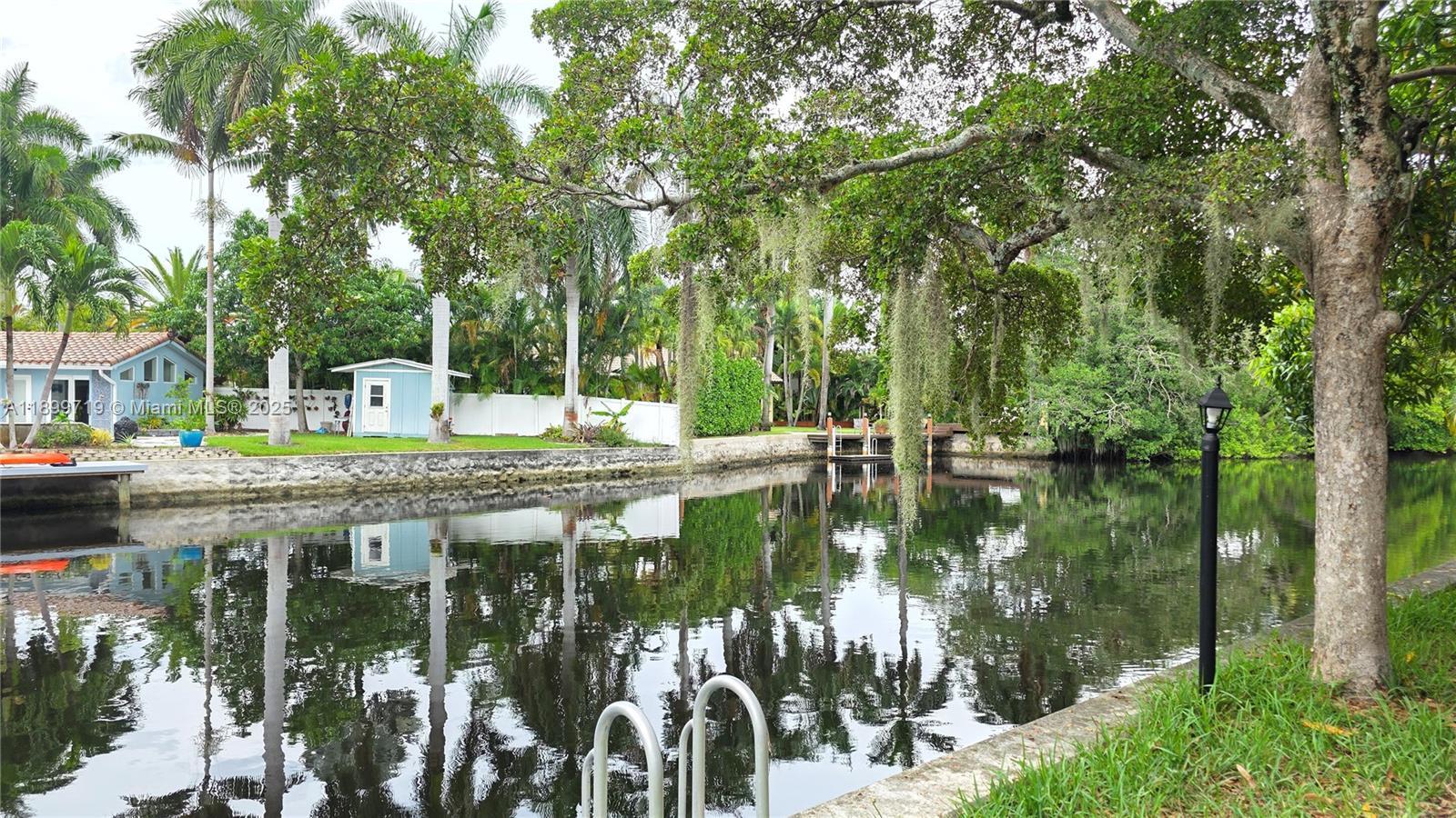 TENNIS CLUB LENGLEN CONDO - Residential Lease