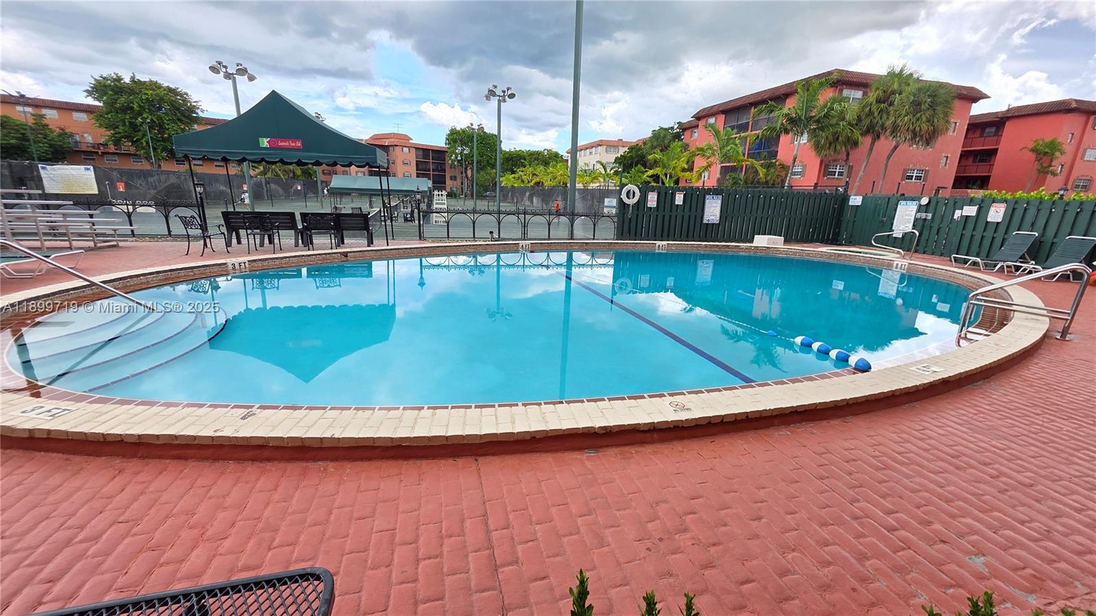 TENNIS CLUB LENGLEN CONDO - Residential Lease