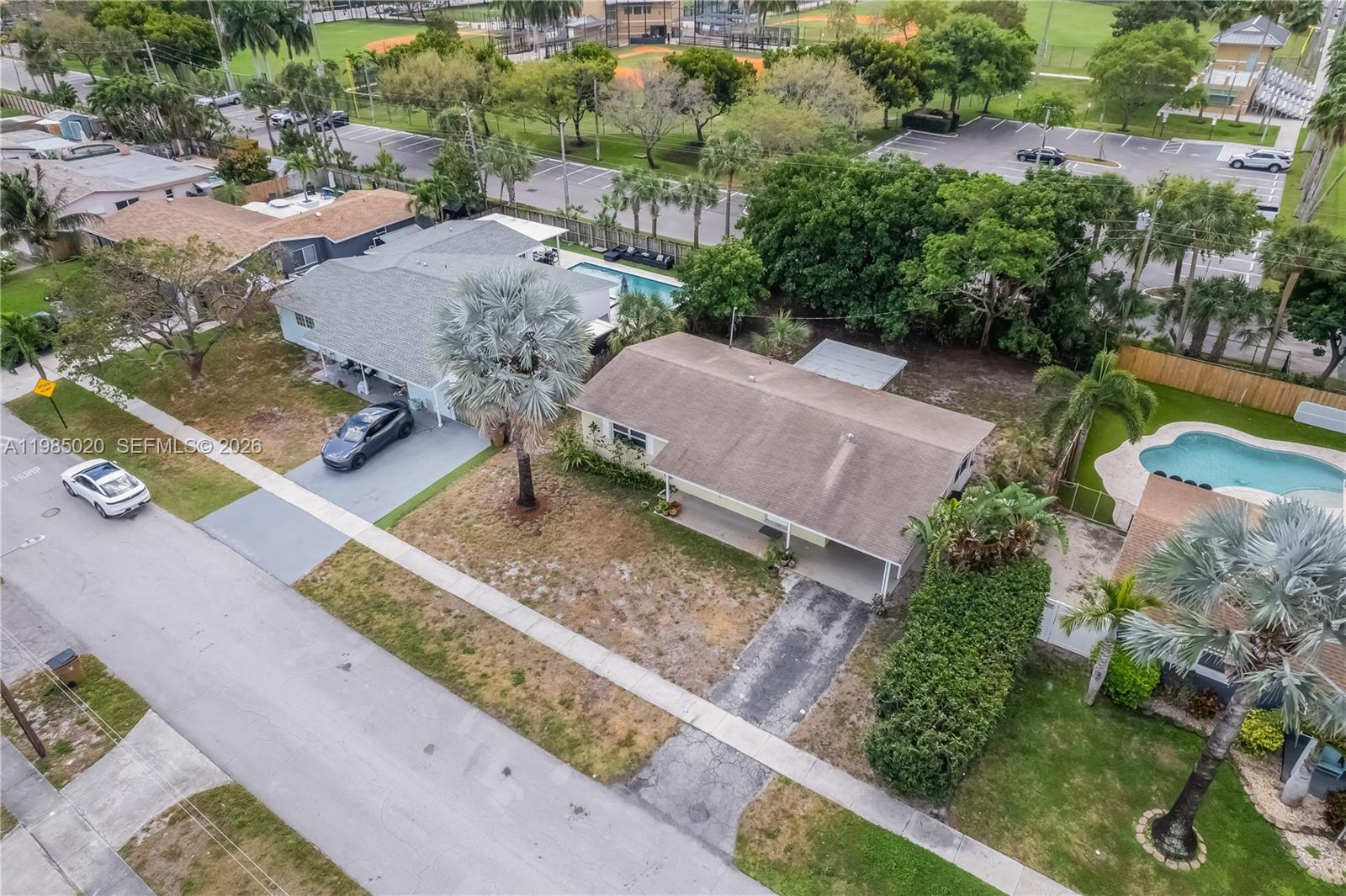 CORAL MANOR FOURTH ADD - Residential