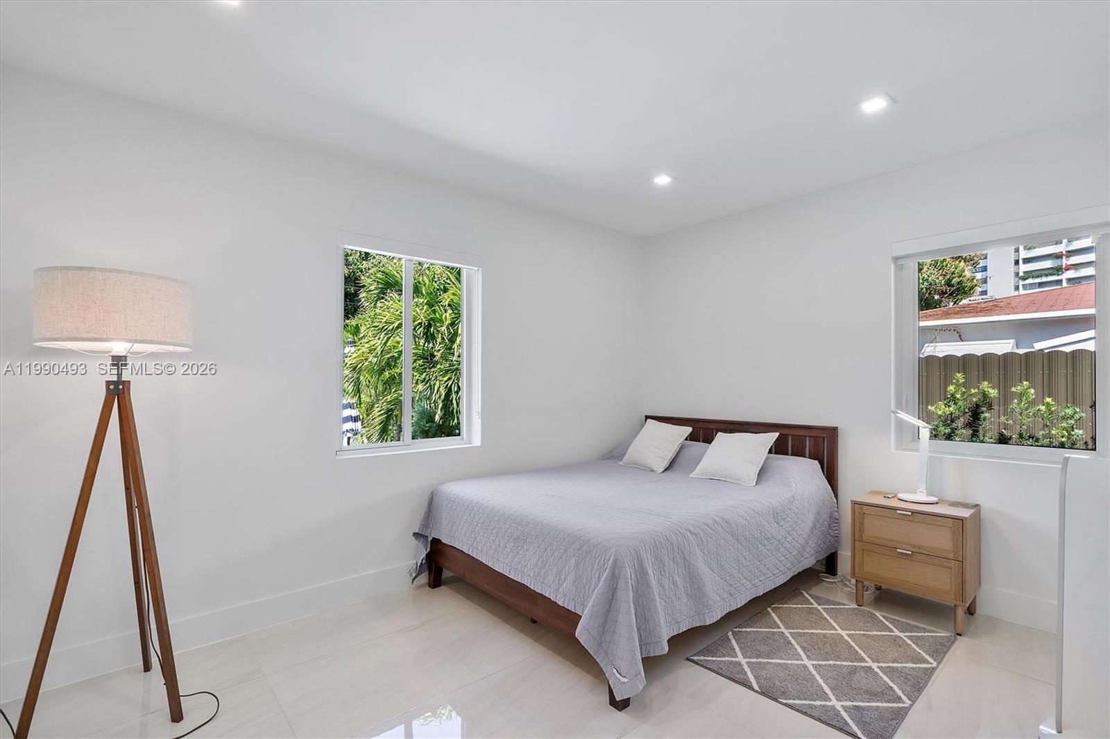 BRENTWOOD - Residential