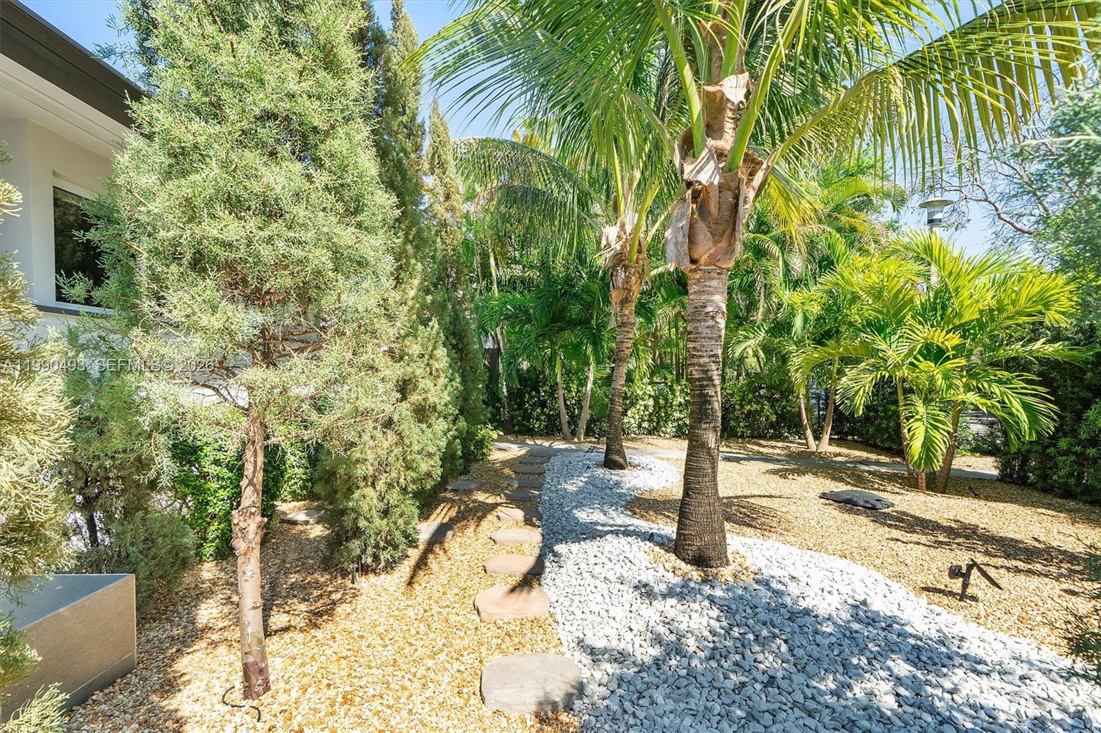 BRENTWOOD - Residential