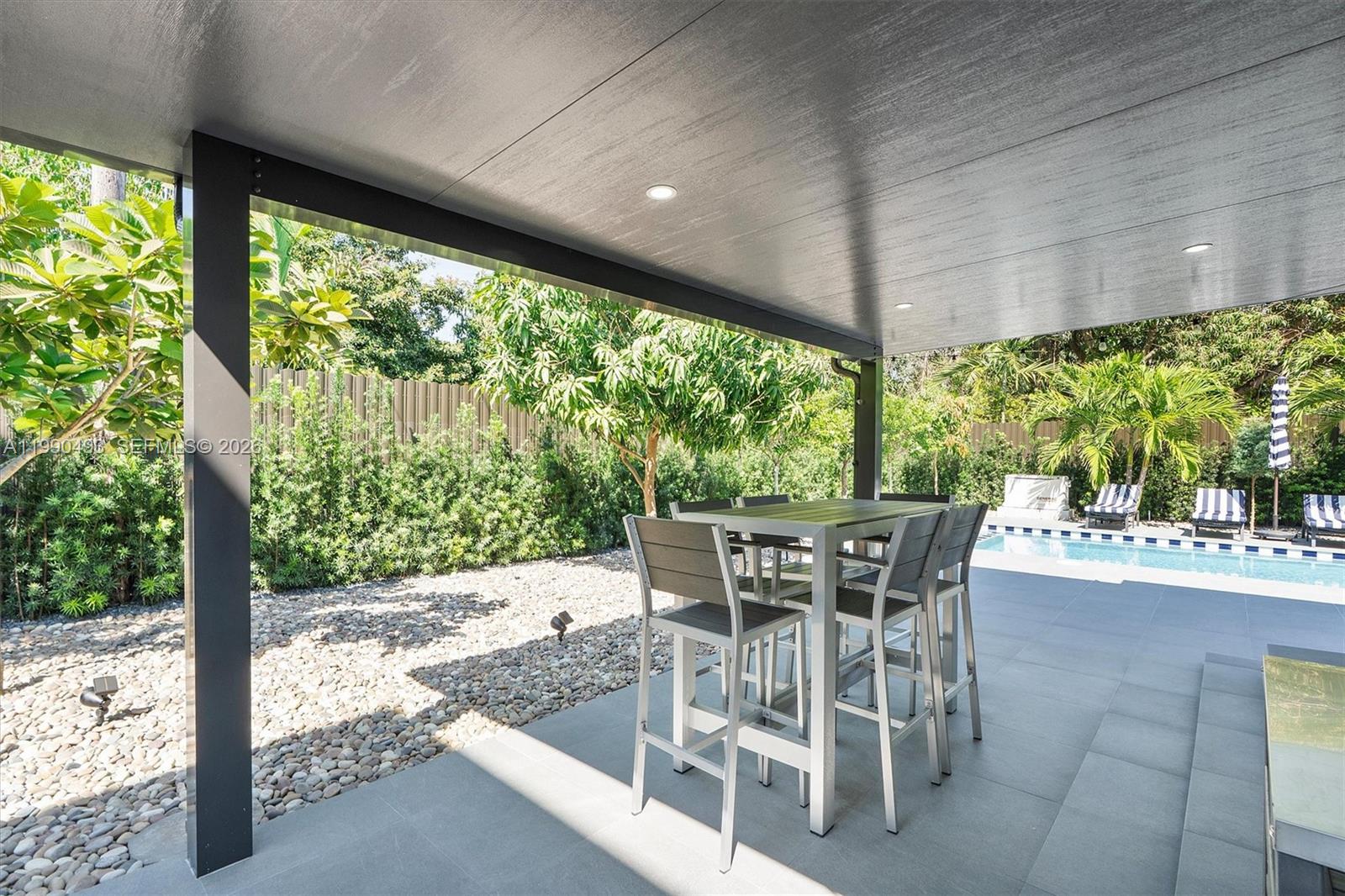 BRENTWOOD - Residential