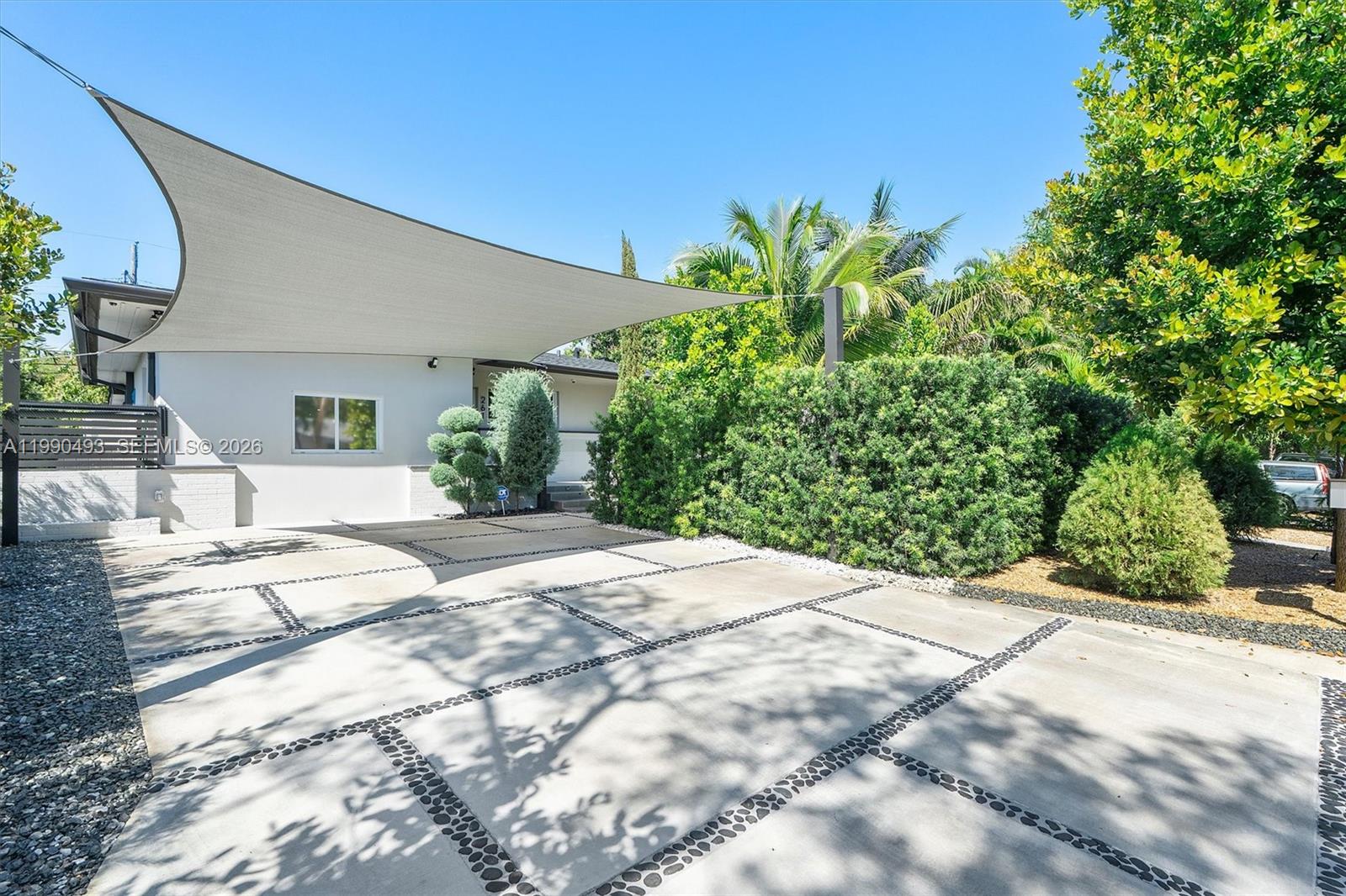 BRENTWOOD - Residential