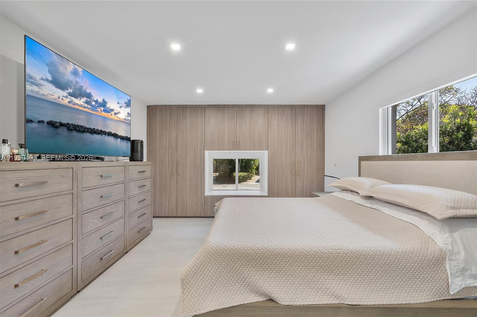 BRENTWOOD - Residential