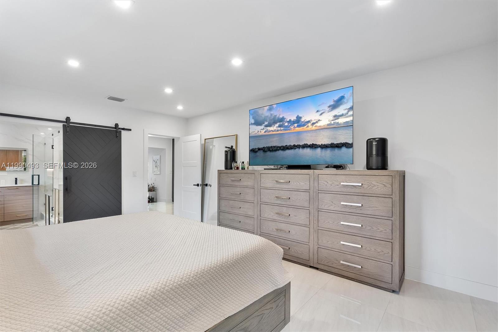 BRENTWOOD - Residential