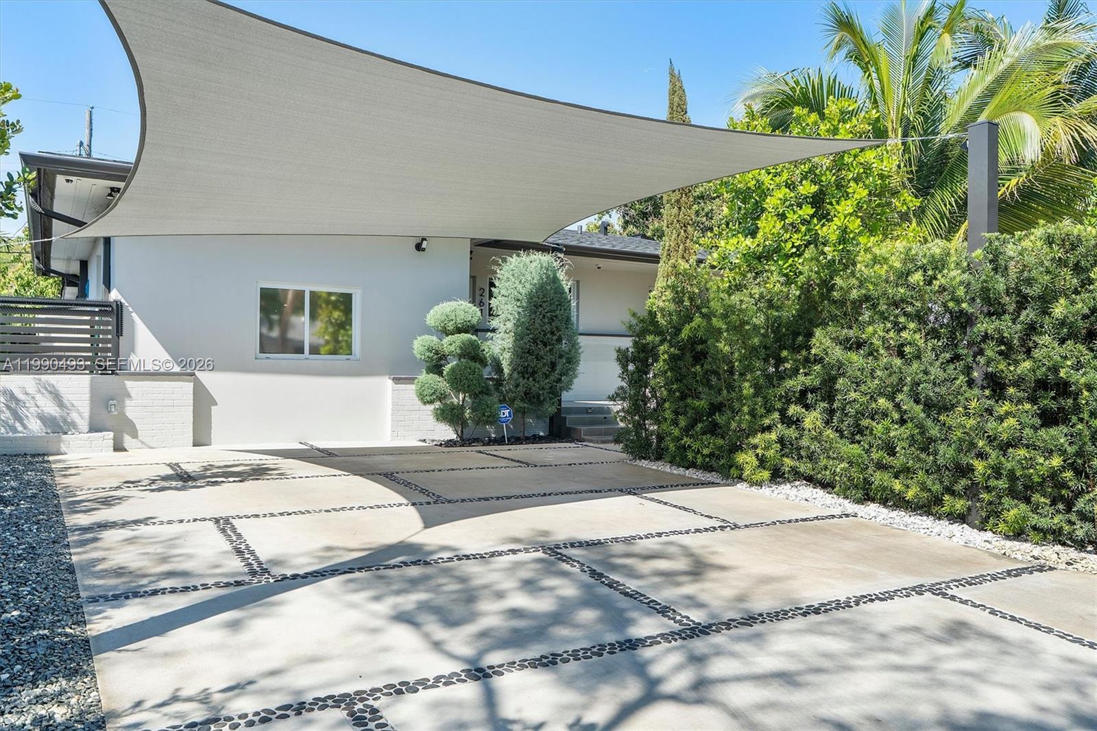 BRENTWOOD - Residential