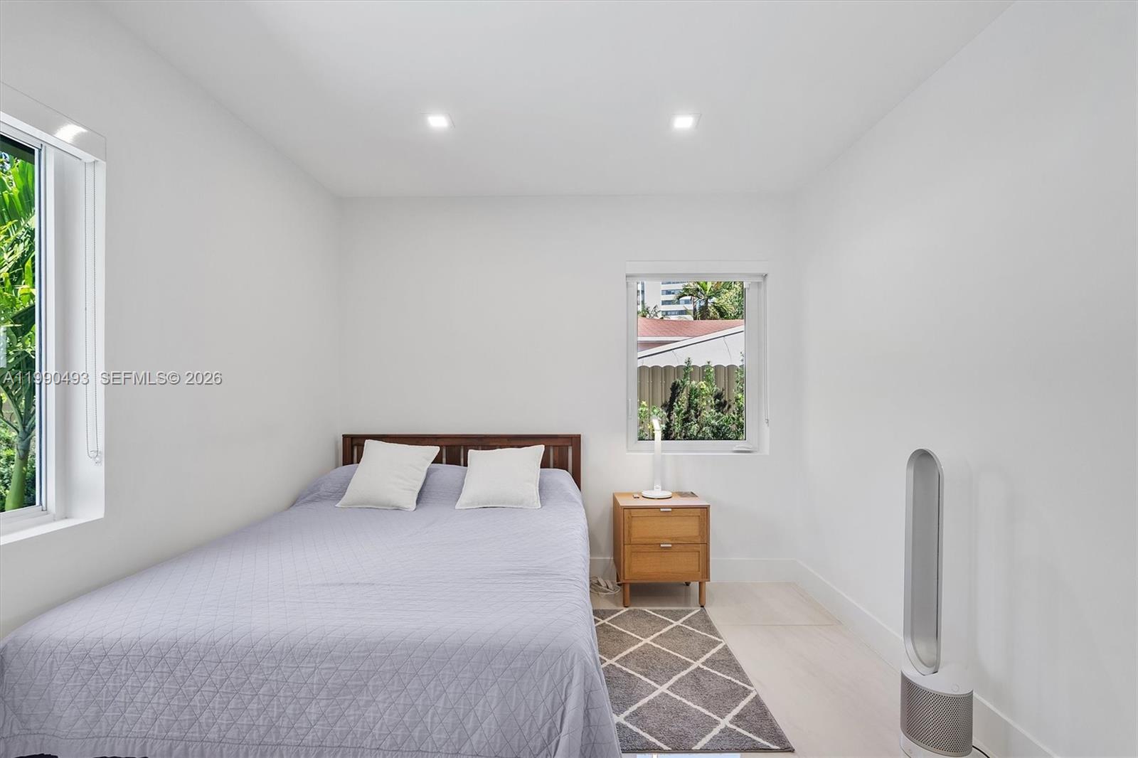 BRENTWOOD - Residential