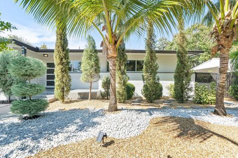 261 NE 47th St Miami FL 33137