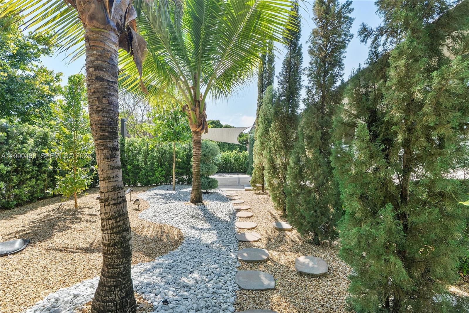 BRENTWOOD - Residential