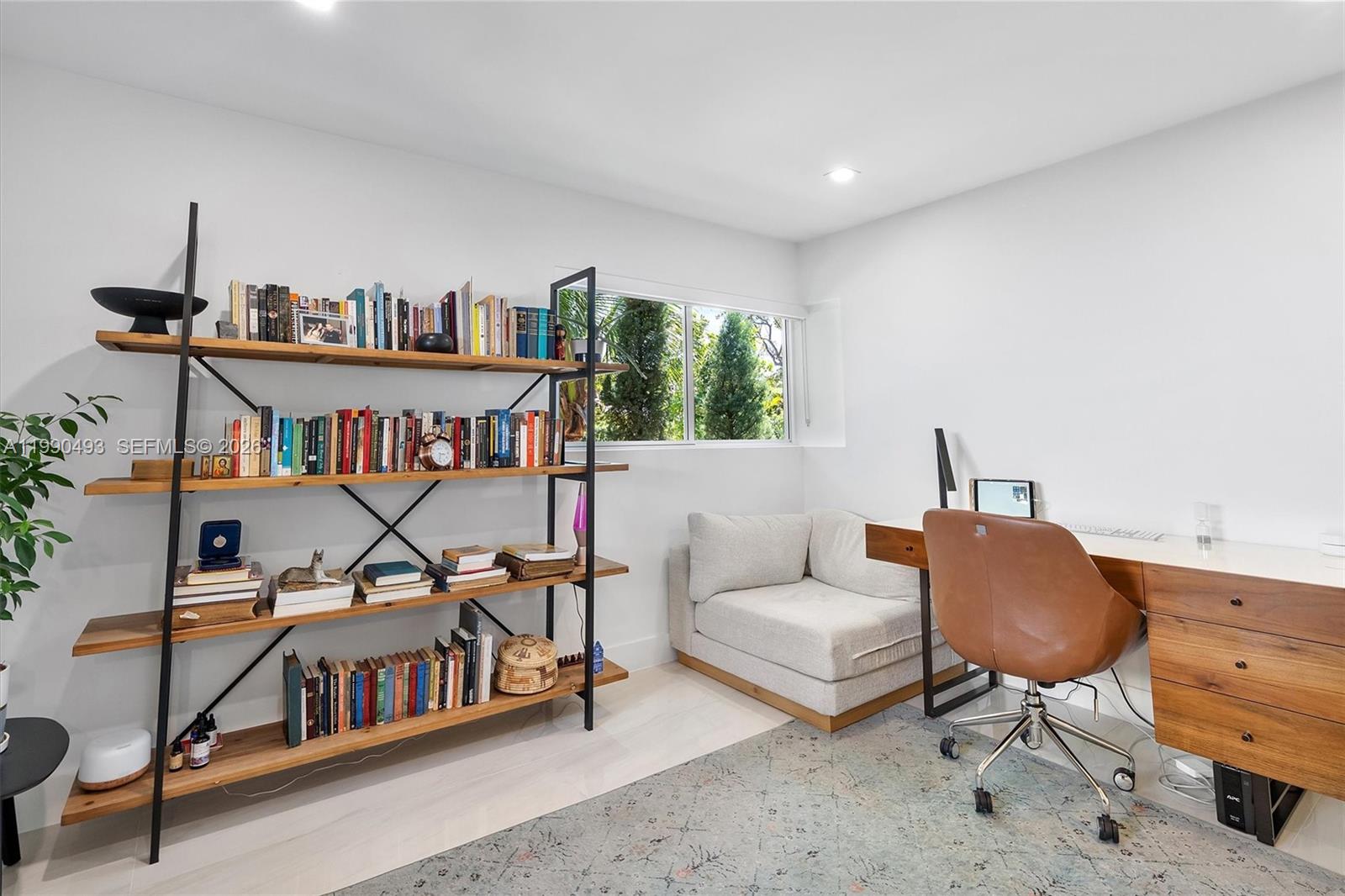 BRENTWOOD - Residential