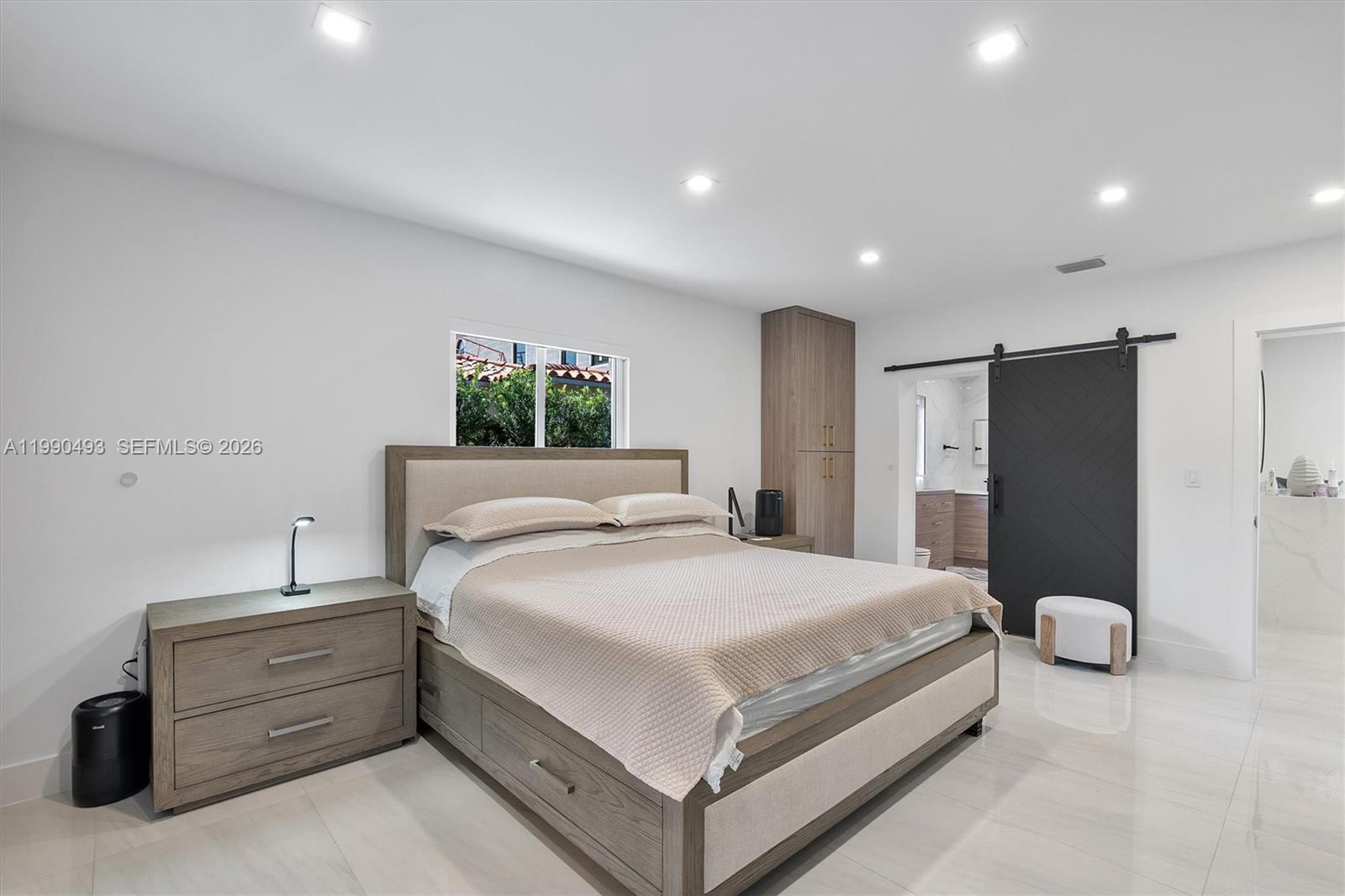 BRENTWOOD - Residential