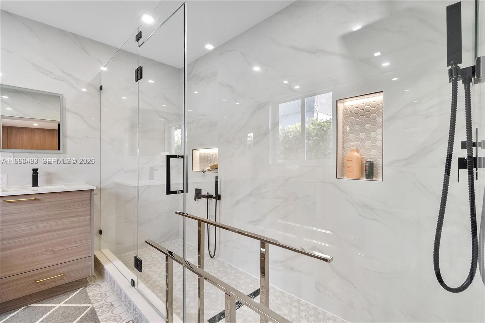 BRENTWOOD - Residential